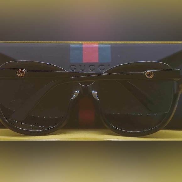 Authentic Gucci Women’s Black Sunglasses